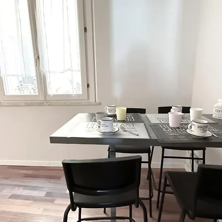 Atelier - Affitti Brevi Italia * Ρίμινι