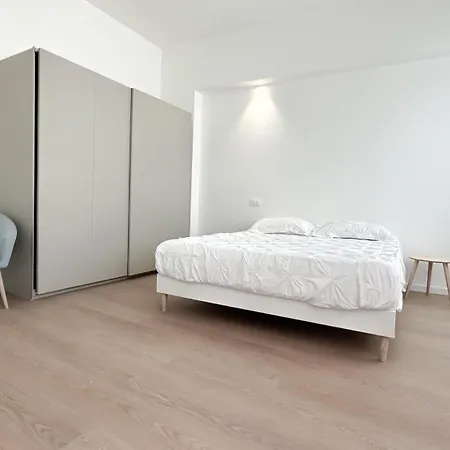 Atelier - Affitti Brevi Italia * Ρίμινι