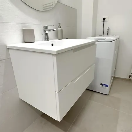 Atelier - Affitti Brevi Italia * Римини